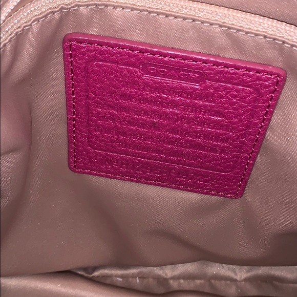 Coach purse - Picture 4 of 4